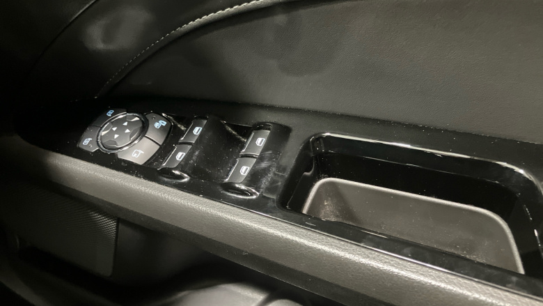 Ford Mondeo 2.0 TDCi Titanium Edition 5dr Diesel Hatchback